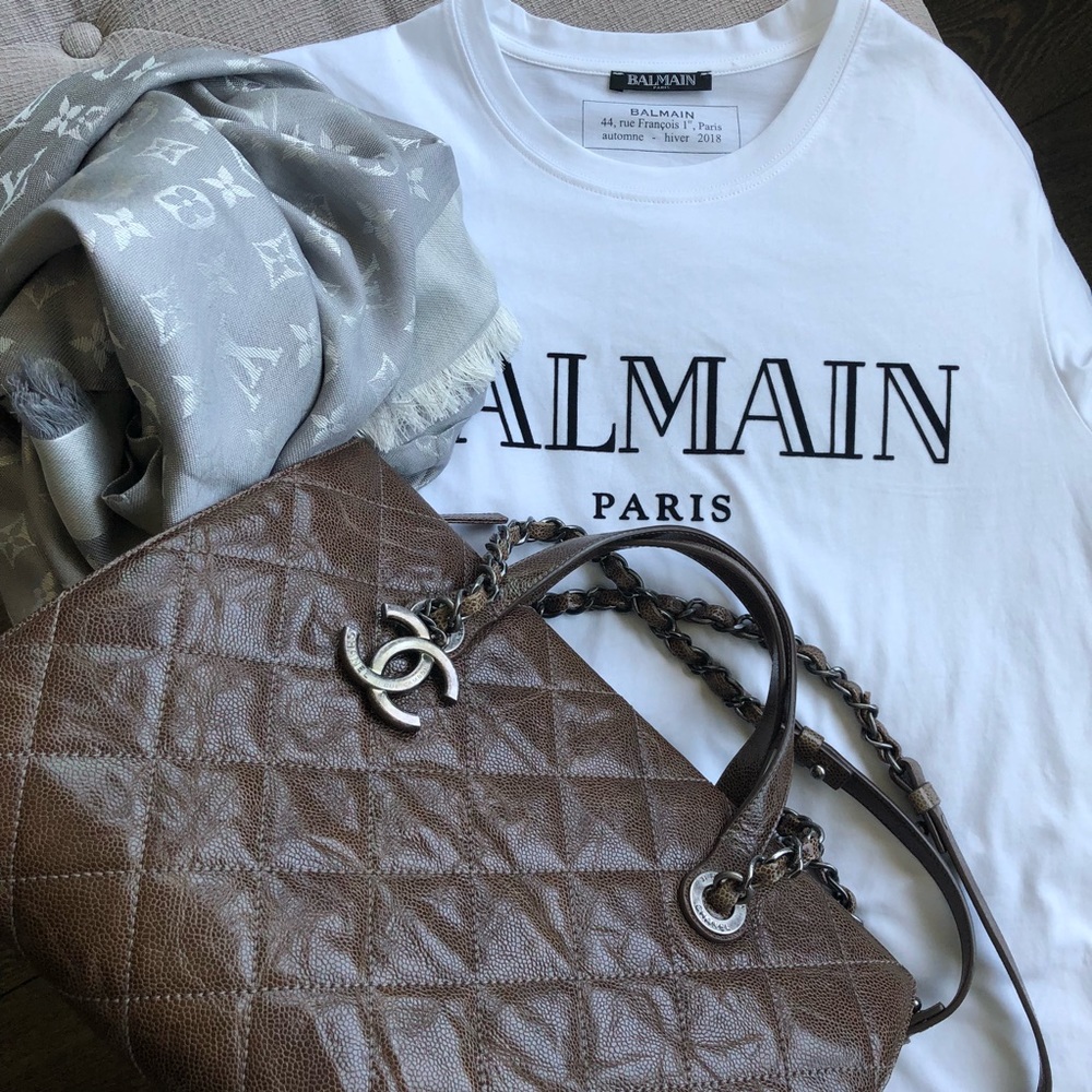 100% Auth Brand New Chanel zip caviar Tote bag.
